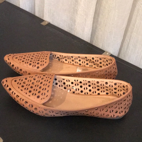 Report Shoes - Faux Leather Cut out Flats